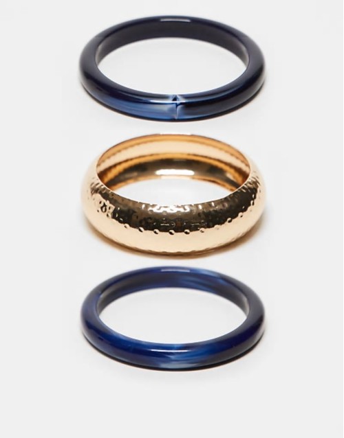 pack of 3 bangles with dark blue resin detail in gold tone